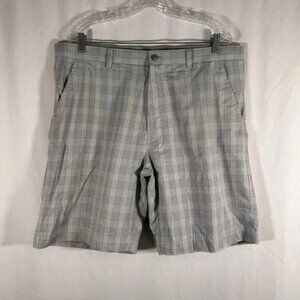 Callaway Golf Shorts Men's 38 Grey Plaid Chino 10" Inseam Pockets Polyester